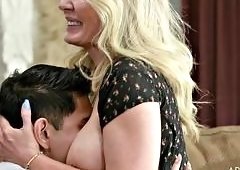 Blonde Stepmoms Steamy Pussy Pounding: Stepson Slams Her Tight Hole with Anal and Cumshot