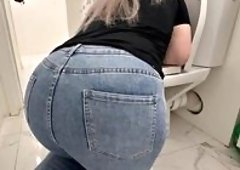 Big Butt Gags Jeans Fart Toilet