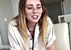 Shemale Scott Stark and Luccy Foxx Blowjobs