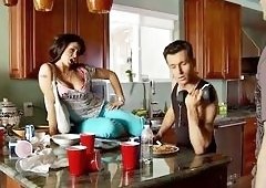 Jersey Shore Parody Episode 1