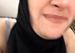 Arab Fatiha Hijab Big Tits Masturbation